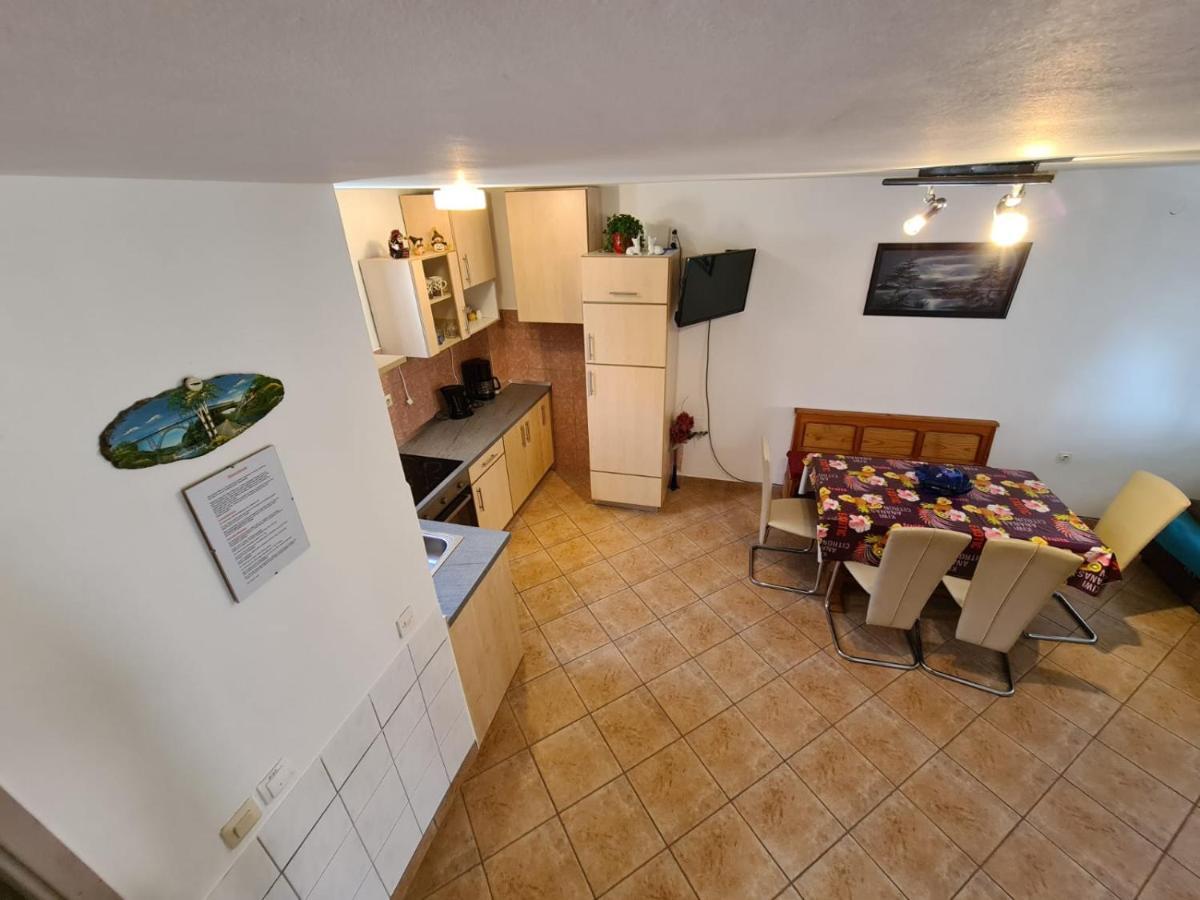 Apartments Tuka Near The Beach Vir Exterior photo